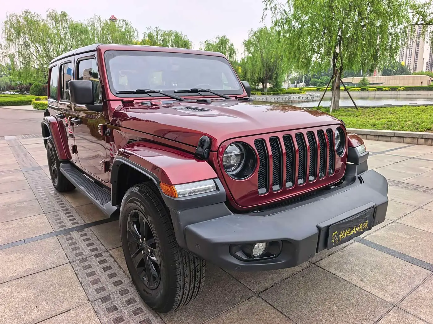 Jeep Wrangler 2024 — Фото 8/20