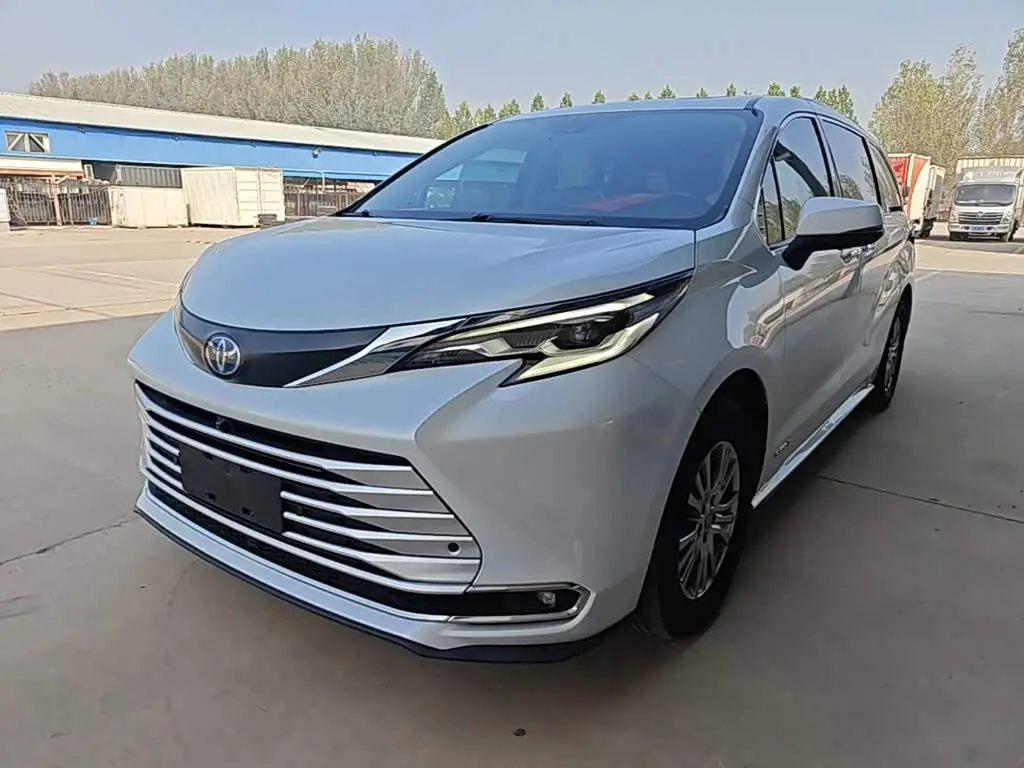 Toyota Sienna, 2022