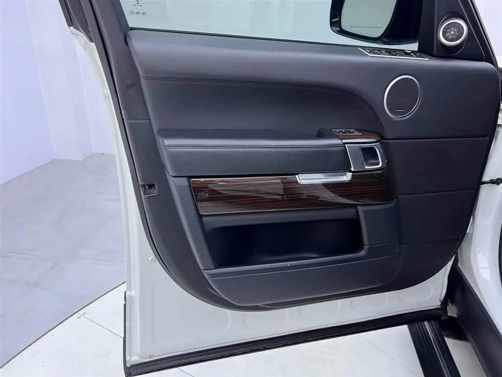 Land Rover Range Rover 2018 — Şəkil 16/20