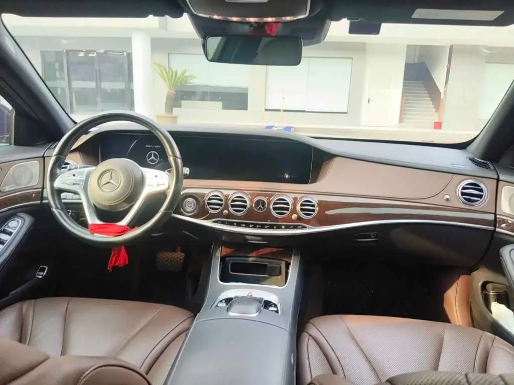 Mercedes-Benz S-Class 2020 — Photo 12/13