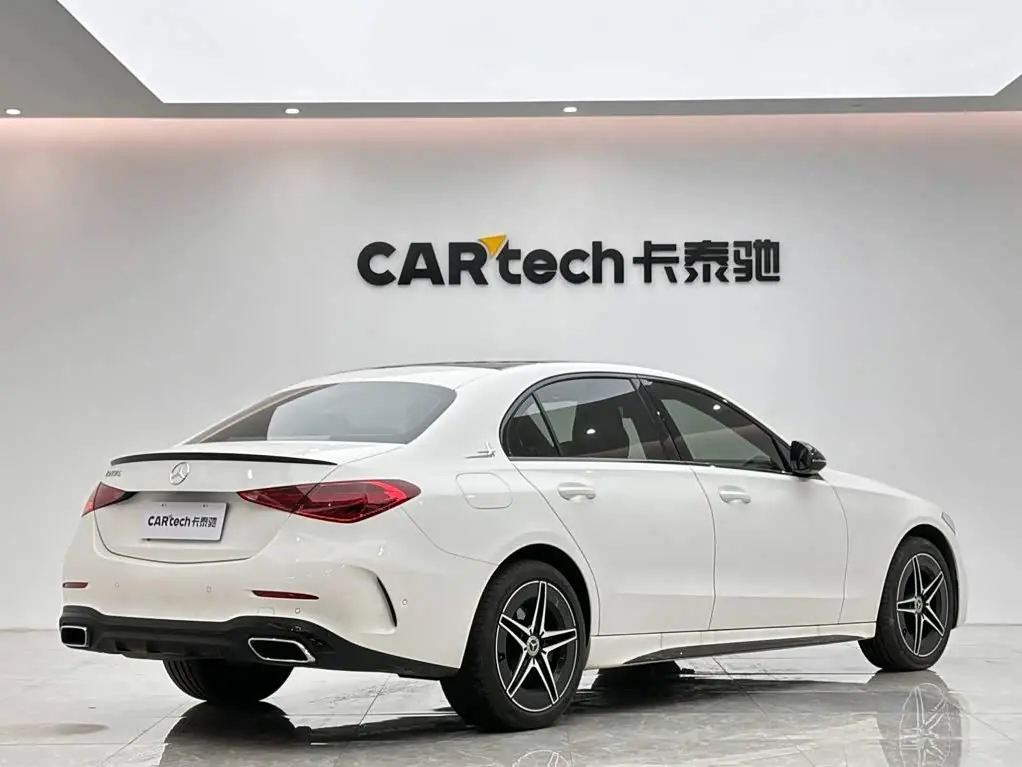 Mercedes-Benz C-Class 2024 — Photo 5/20