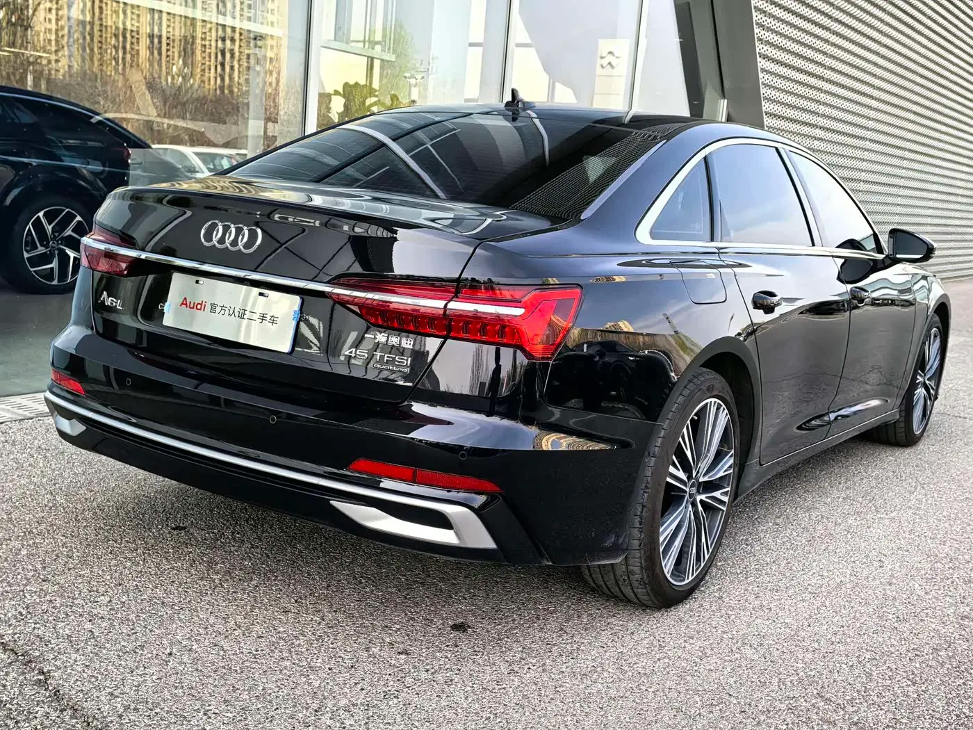 Audi A6L 2025 — Photo 5/16