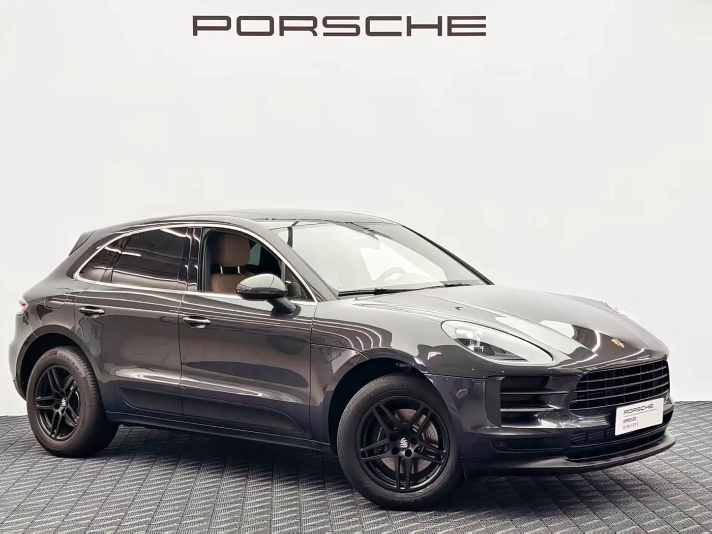 Porsche Macan 2021 — Photo 3/14