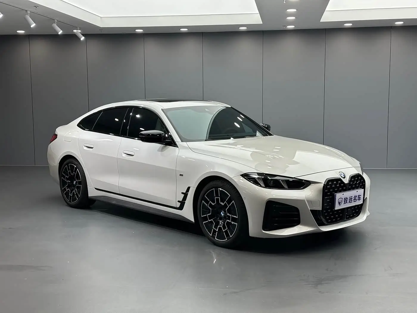 BMW 4 Series 2026 — Фото 3/20