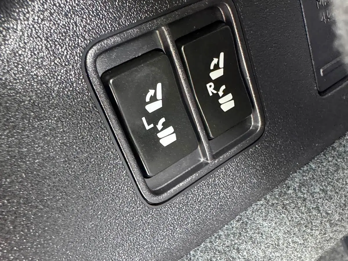 Lexus RX 2019 — Photo 16/20