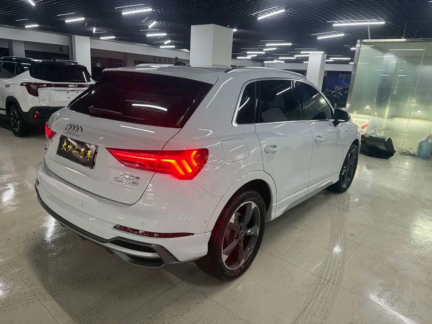 Audi Q3 2023 — Photo 14/15