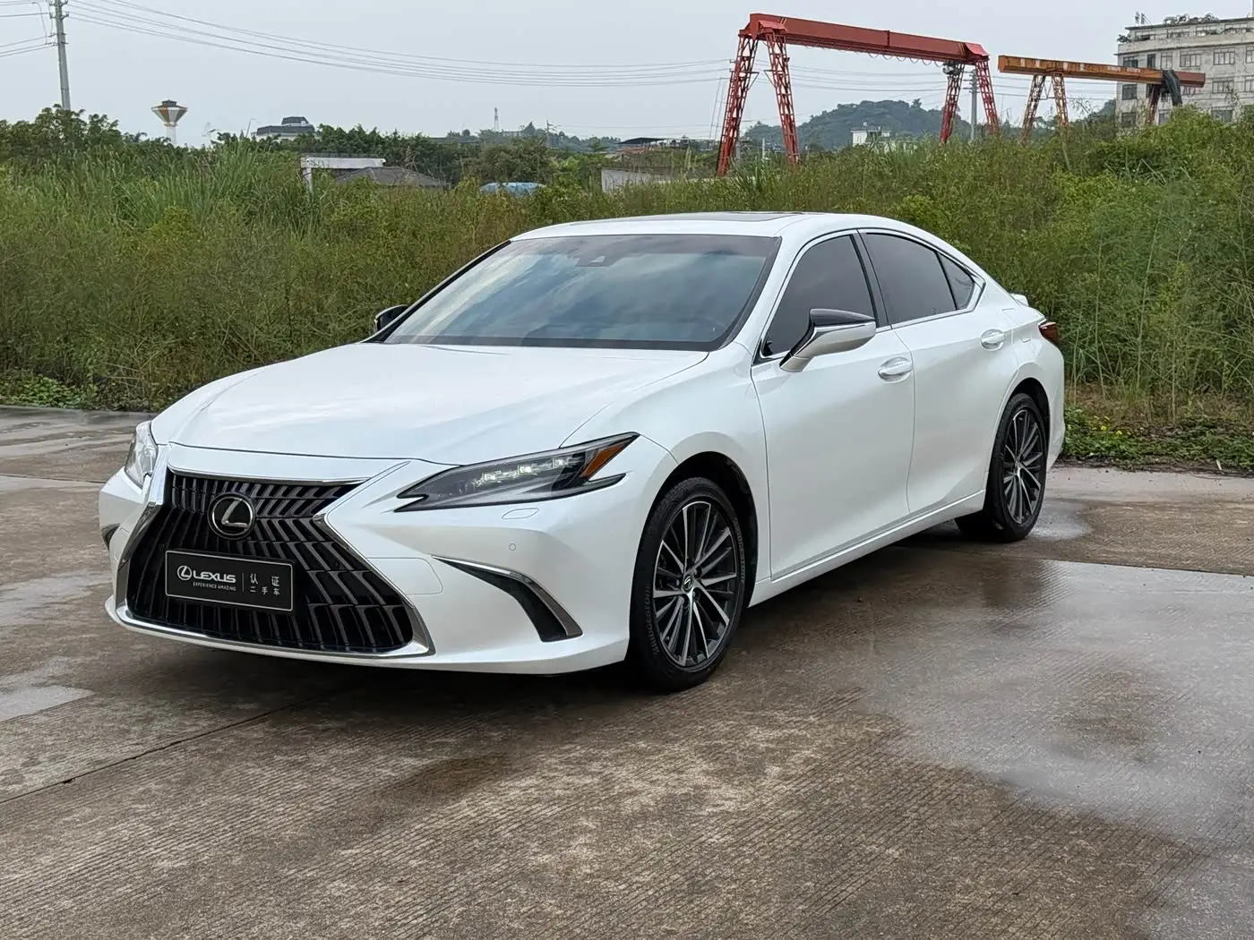 Lexus ES, 2024