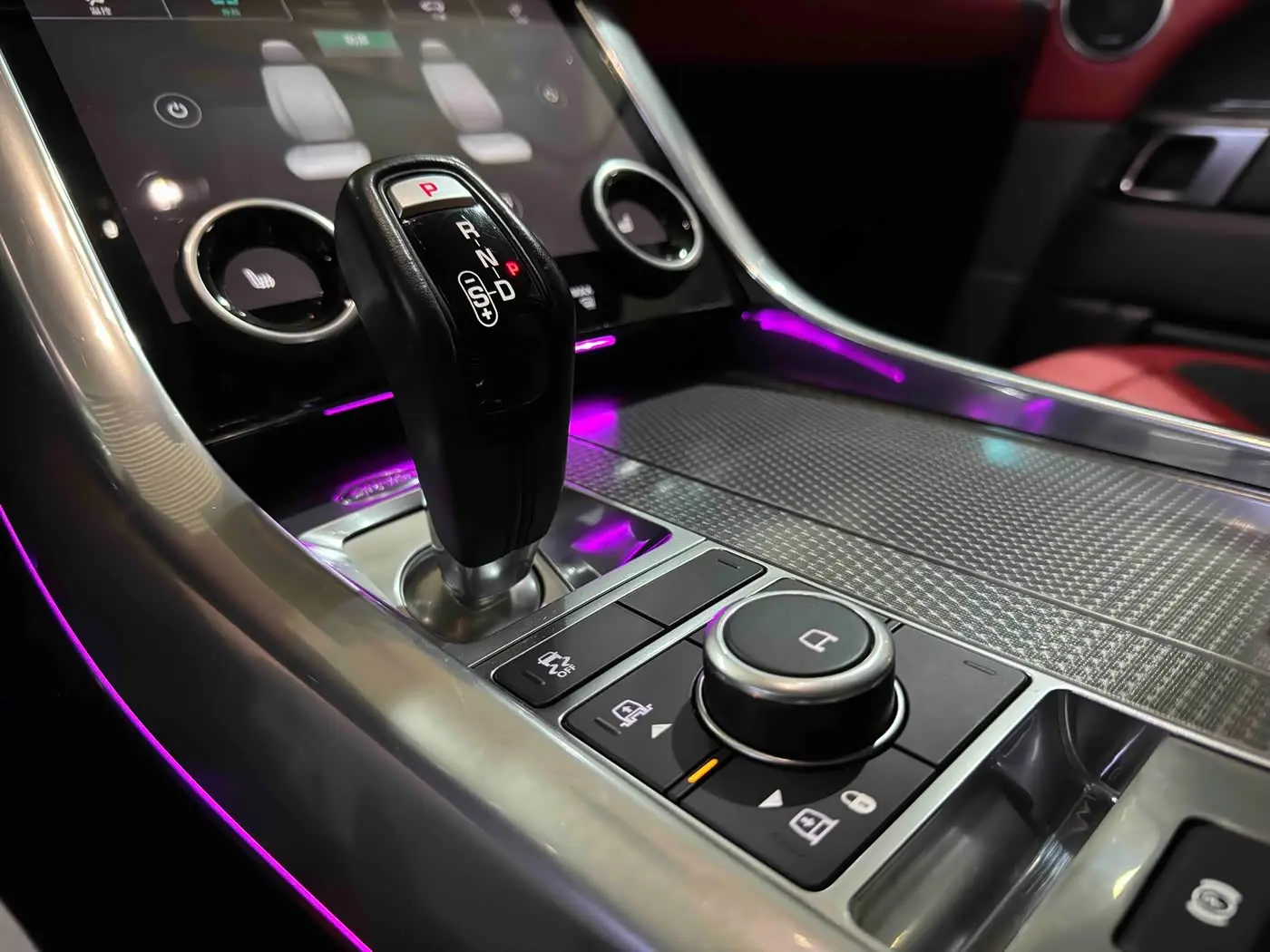 Land Rover Range Rover Sport 2019 — Фото 14/20