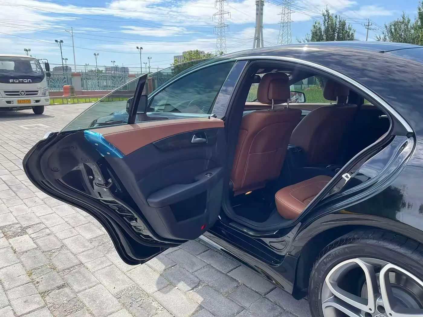 Mercedes-Benz CLS 2015 — Photo 13/20