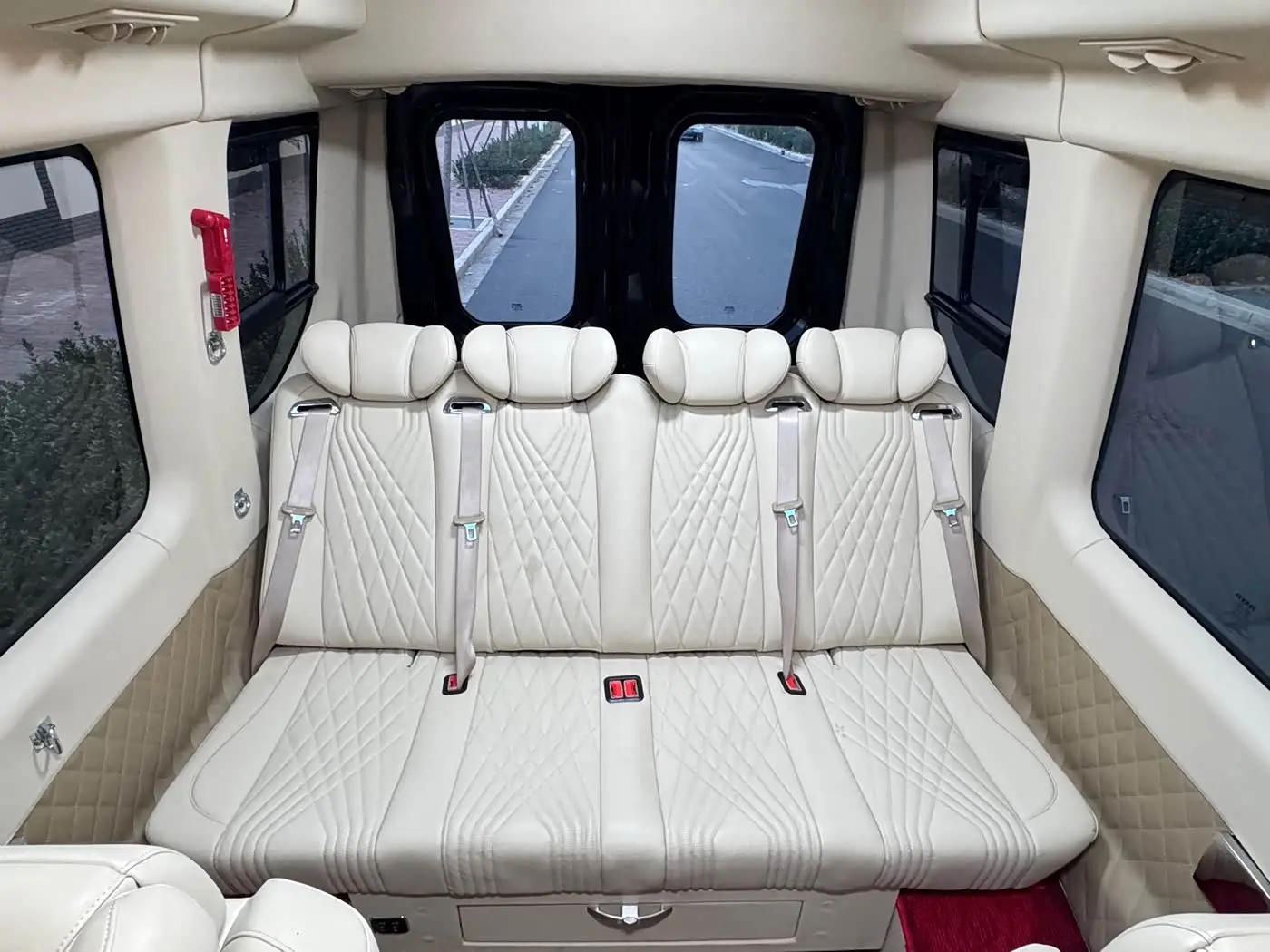 Iveco Daily 2023 — Photo 10/20