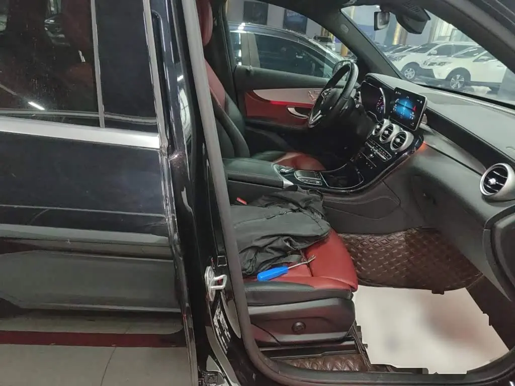 Mercedes-Benz GLC 2020 — Şəkil 19/19