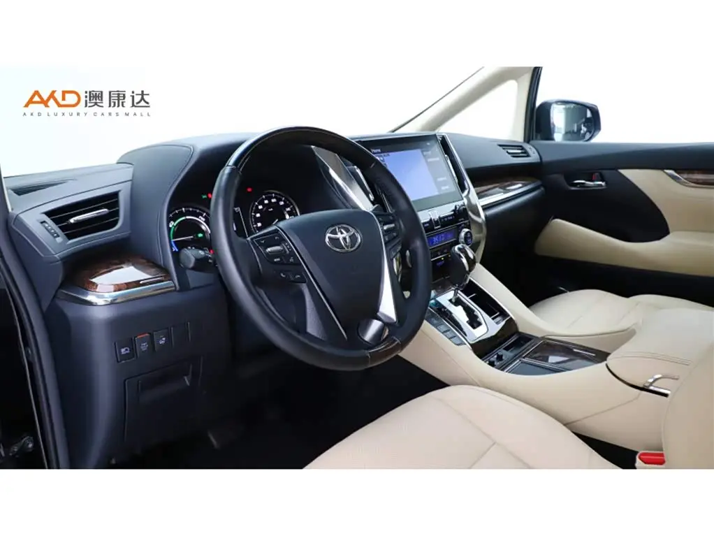 Toyota Alphard 2022 — Photo 6/11