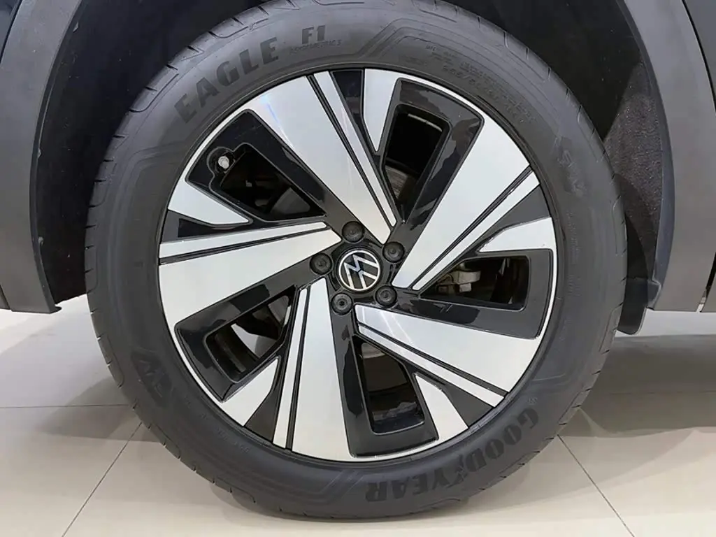 Volkswagen Teramont 2023 — Photo 14/20