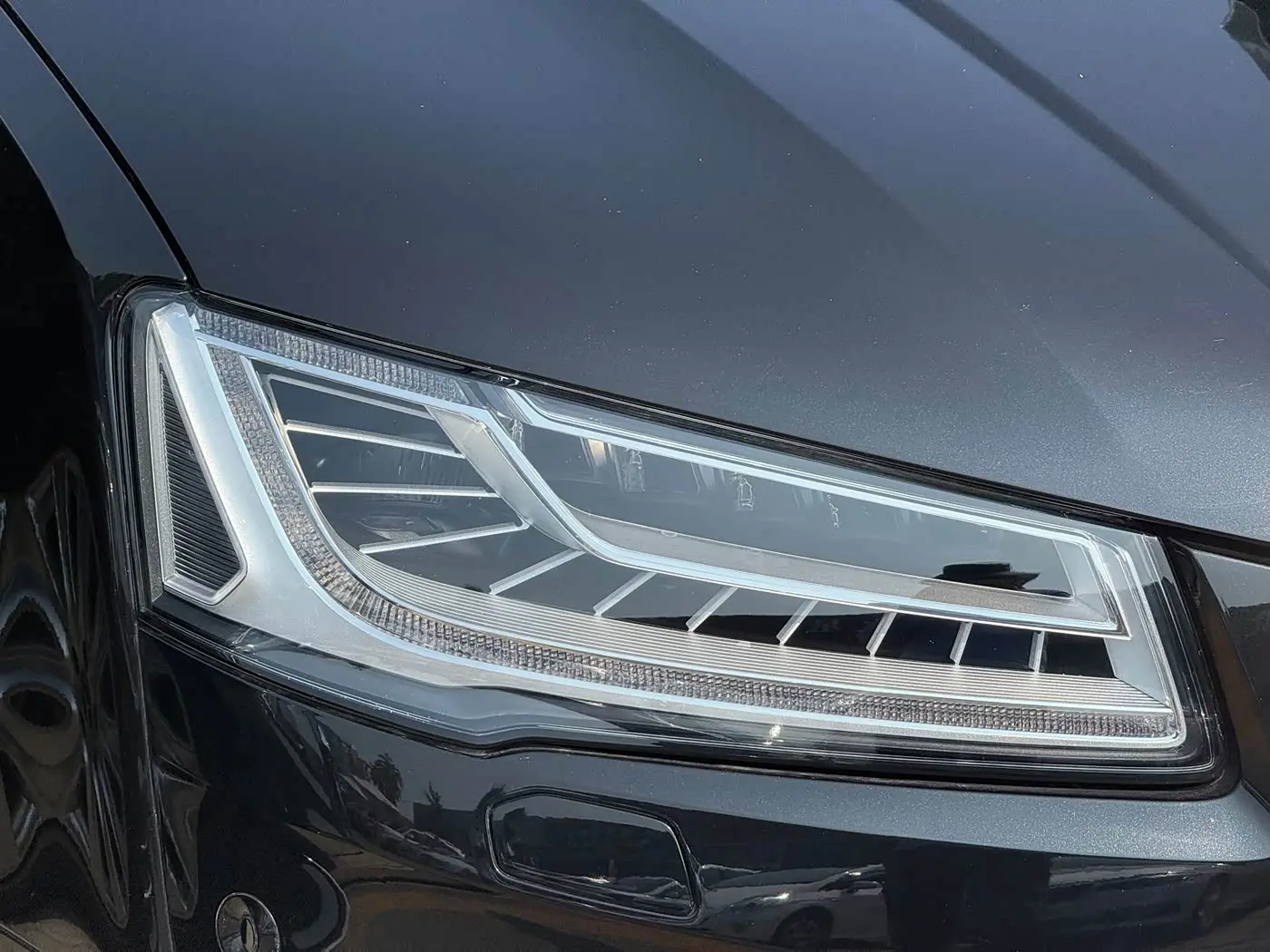 Audi A8 2015 — Фото 20/20