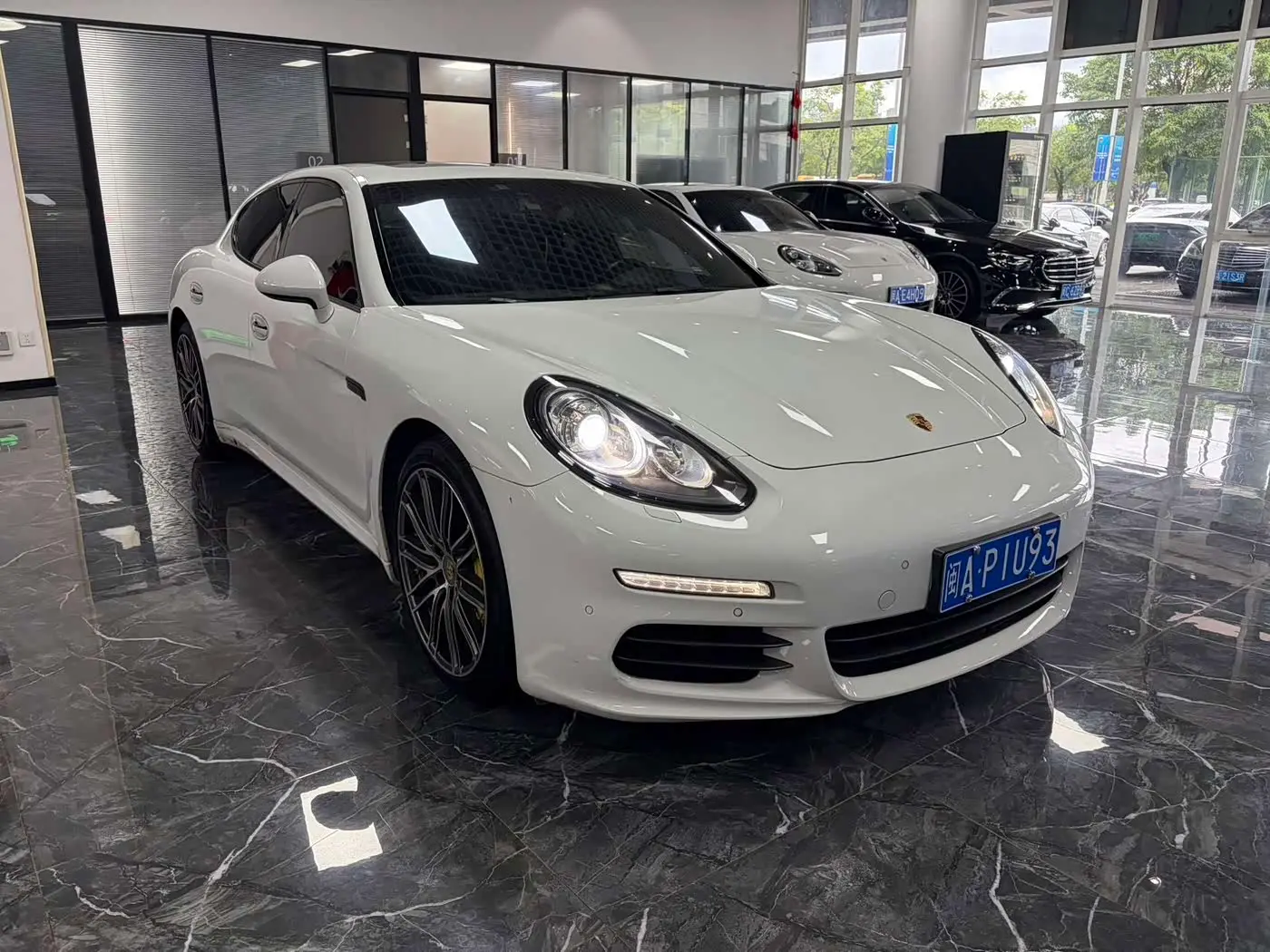 Porsche Panamera 2016 — Photo 3/13