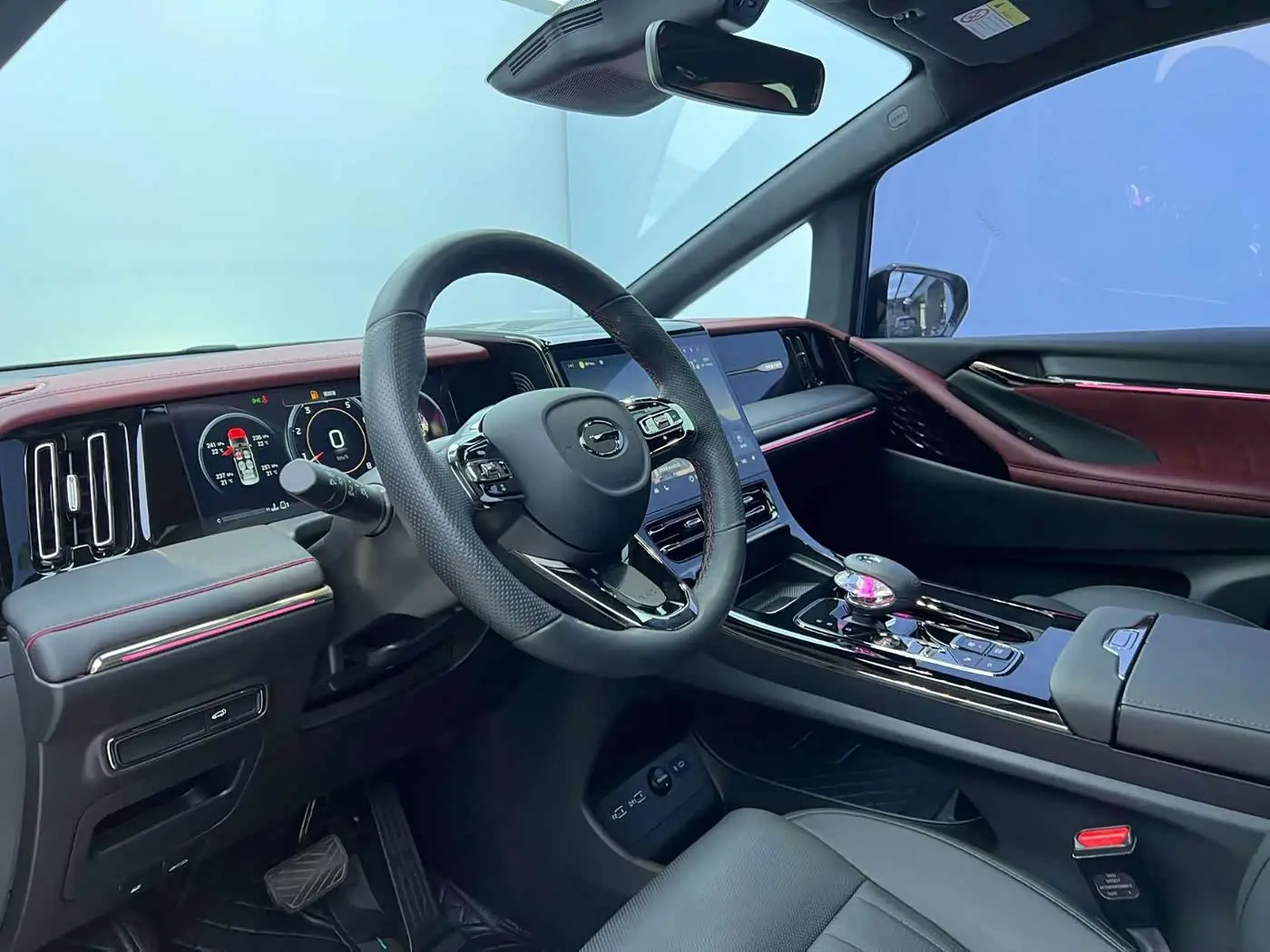 GAC Trumpchi Trumpchi M8 2024 — Şəkil 7/9