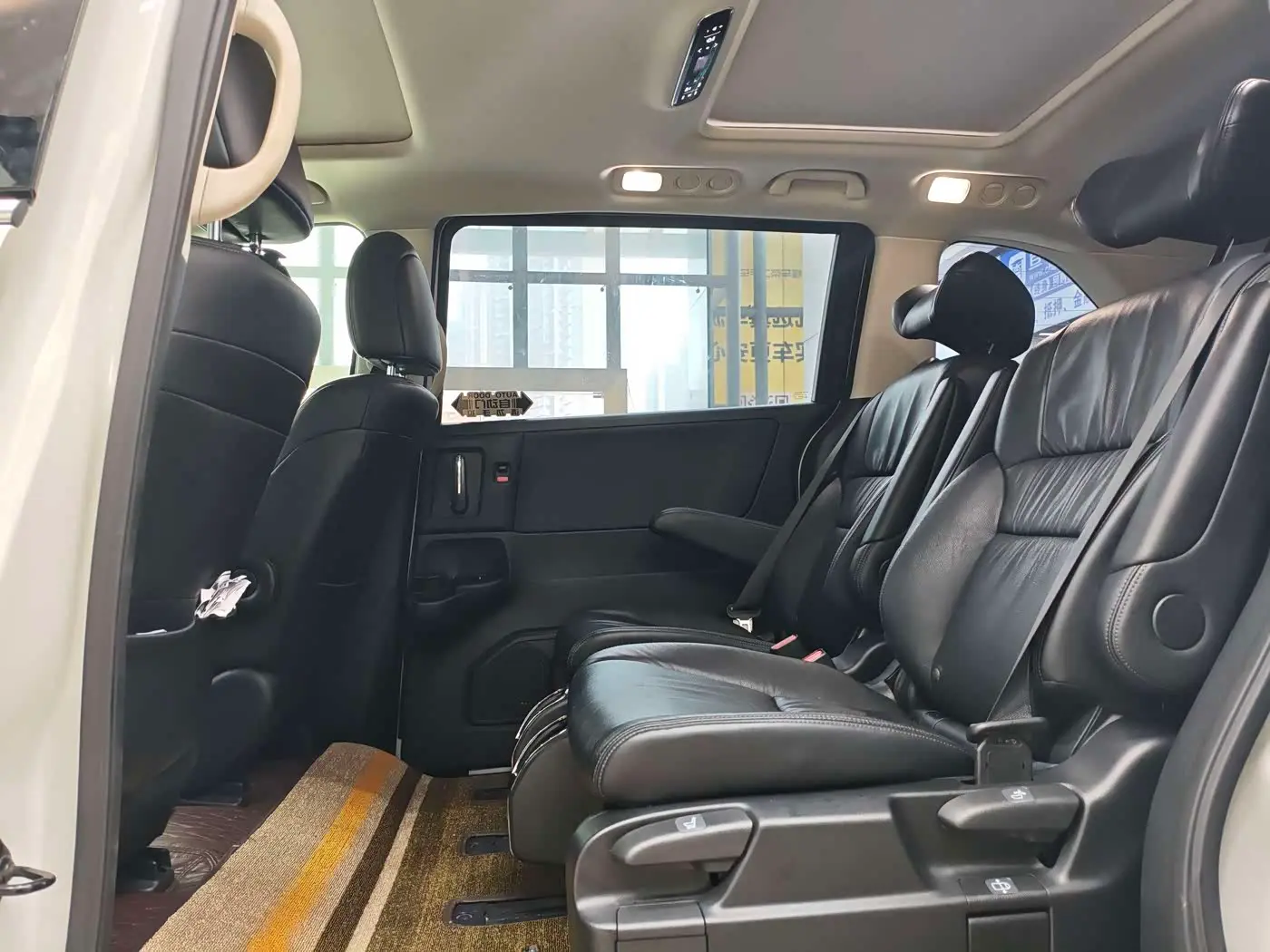 Honda Odyssey 2020 — Photo 8/16