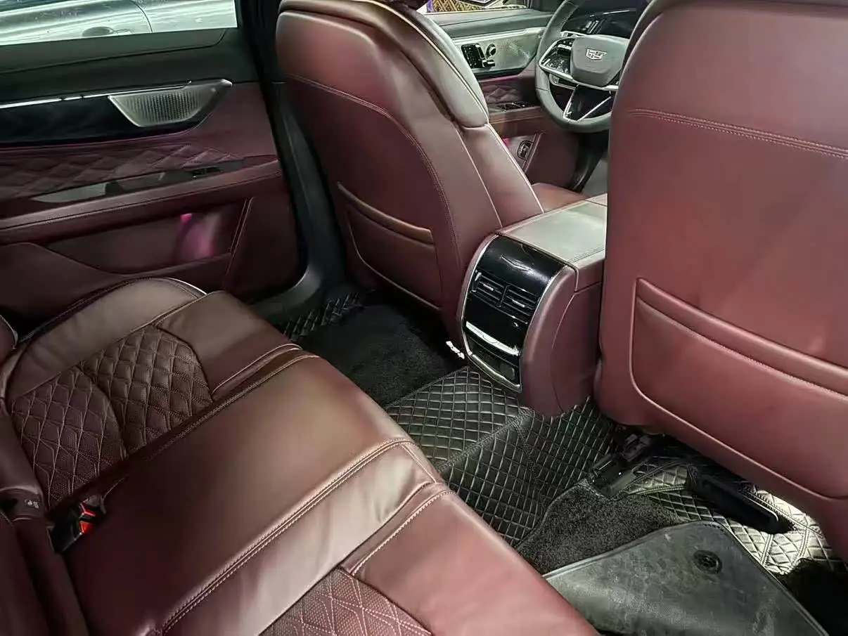 Cadillac CT6 2023 — Photo 5/10