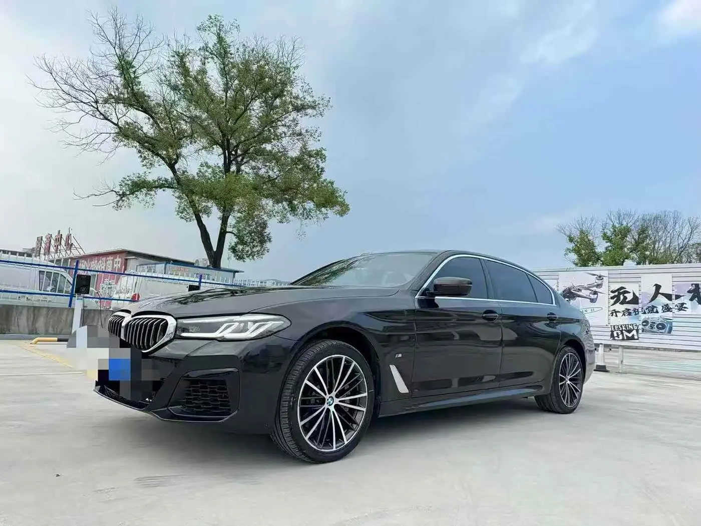 BMW 5 Series 2024 — Photo 11/18