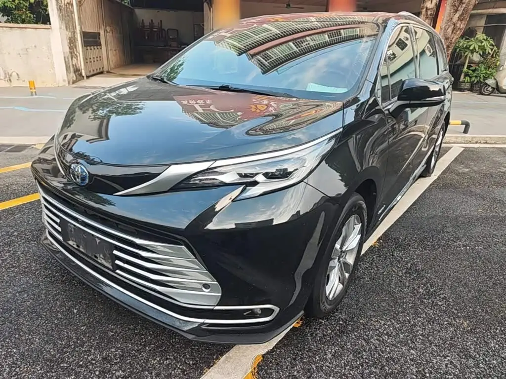 Toyota Sienna, 2022
