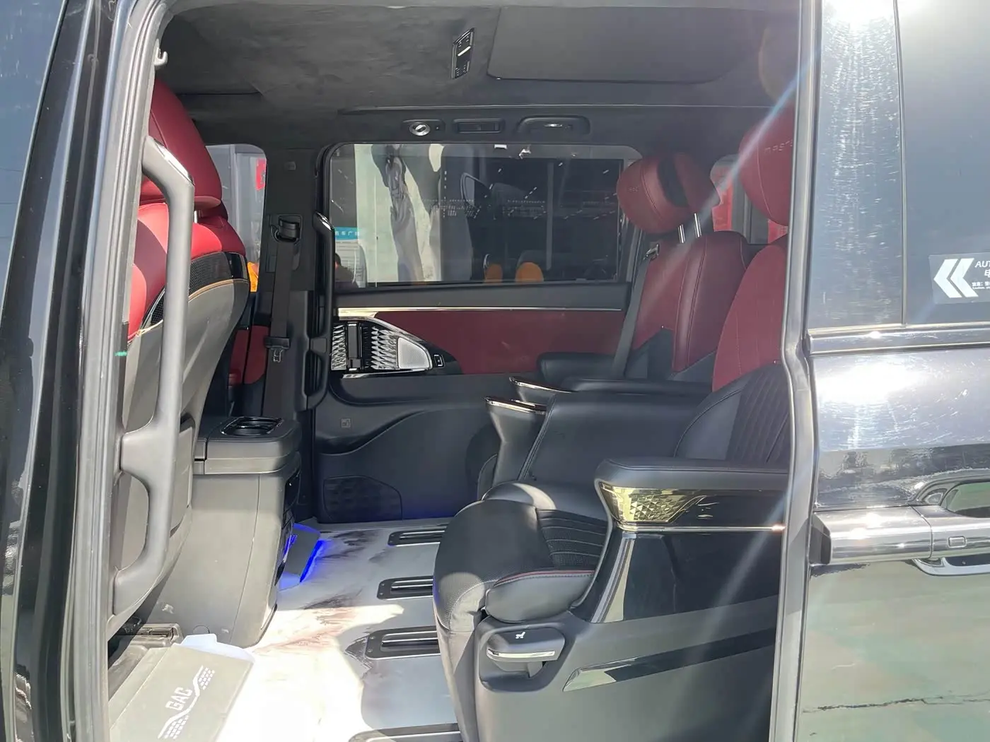 GAC Trumpchi Trumpchi M8 2023 — Photo 6/17