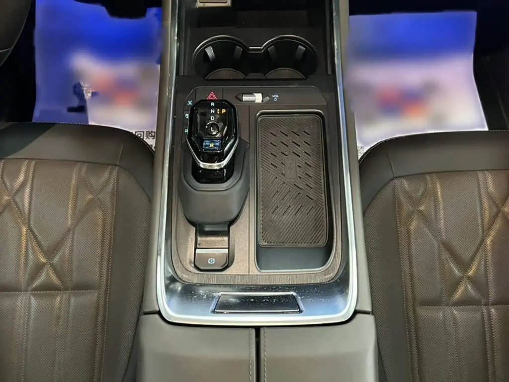 Ford Edge 2024 — ფოტო 4/20