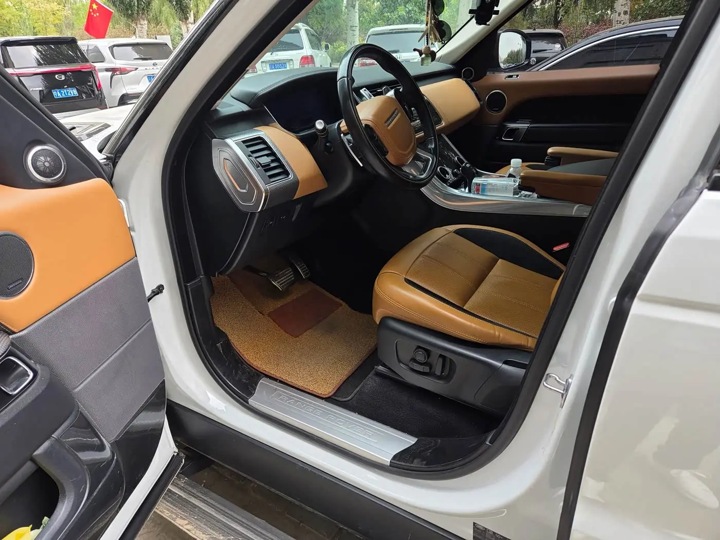 Land Rover Range Rover Sport 2018 — Photo 6/6