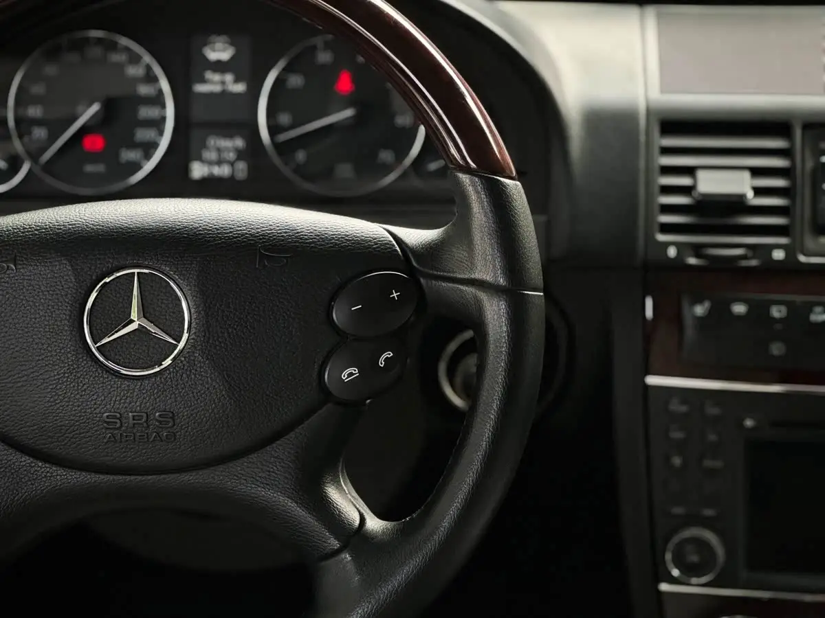 Mercedes-Benz G-Class 2010 — Фото 5/12