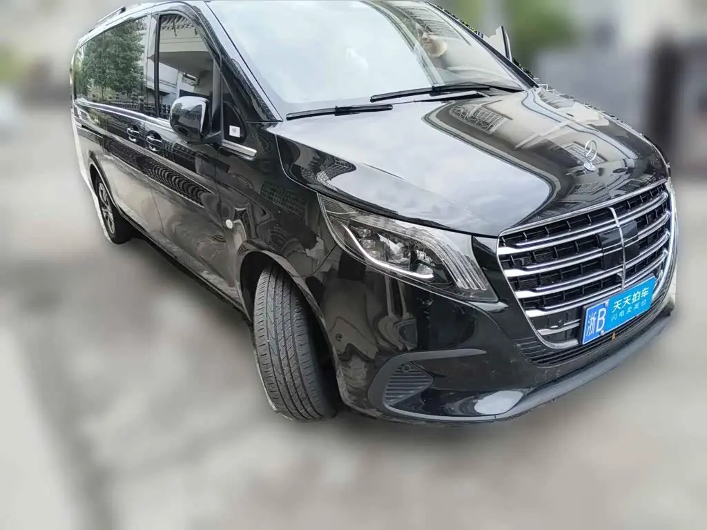 Mercedes-Benz Vito 2024 — Photo 3/15