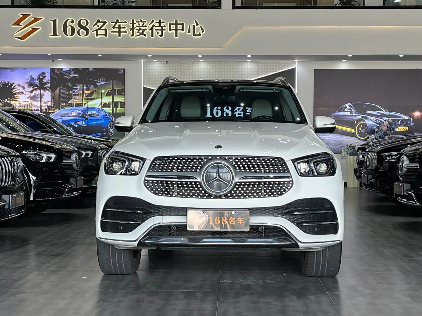 Mercedes-Benz GLE 2022 — Photo 2/19