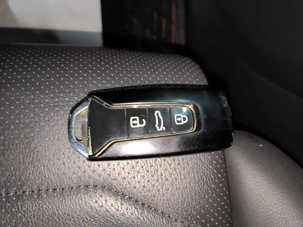 Volkswagen Touareg 2022 — Photo 8/19