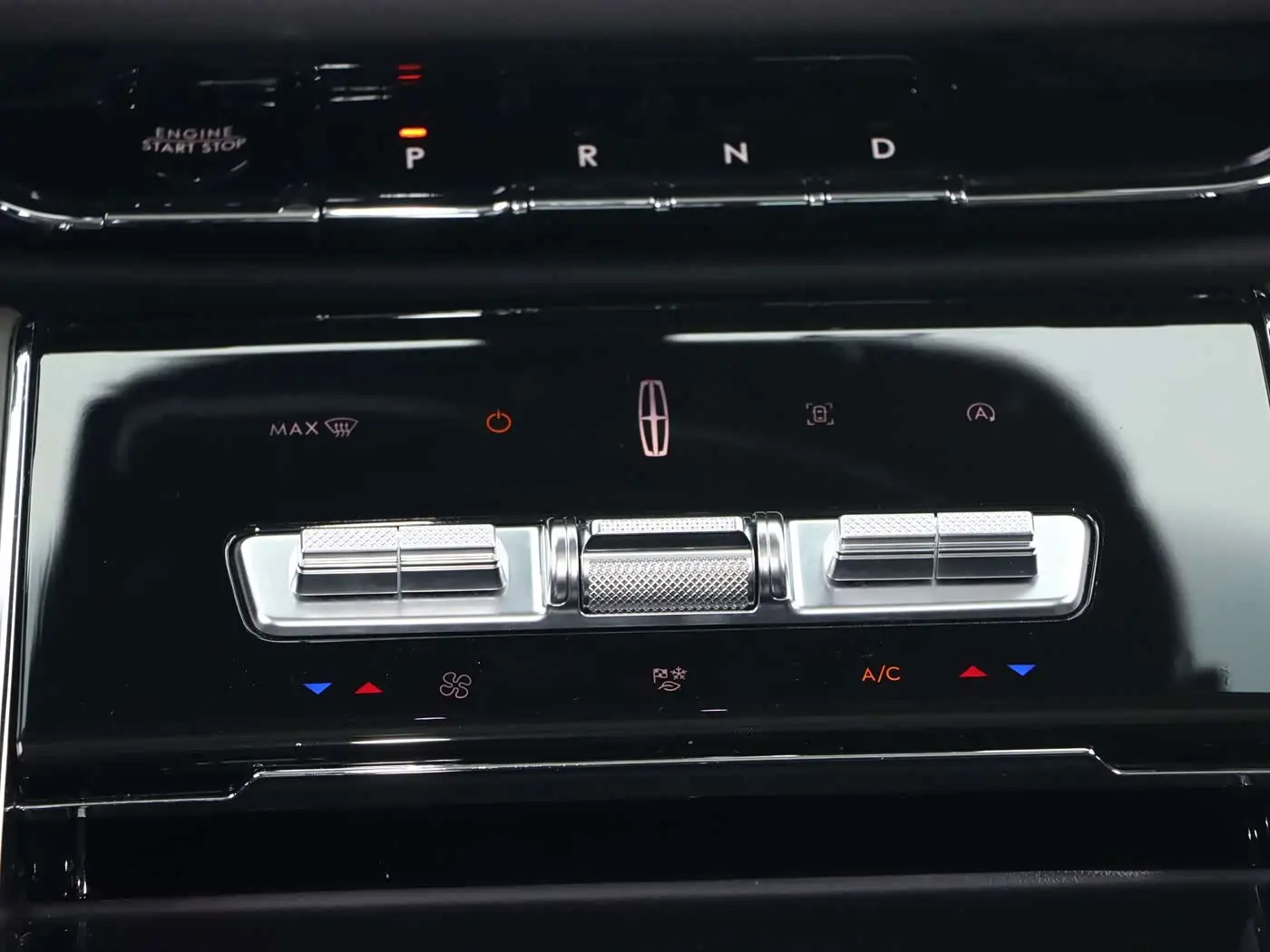 Lincoln Aviator 2025 — Şəkil 13/20