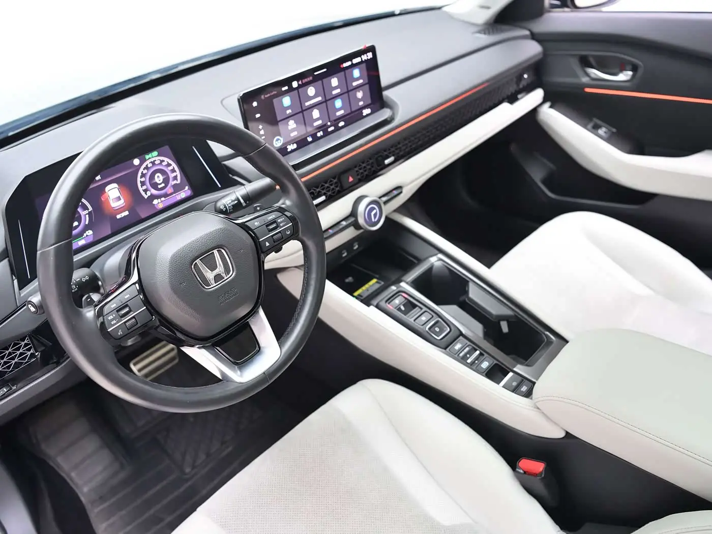 Honda Accord New Energy 2023 — Photo 15/20