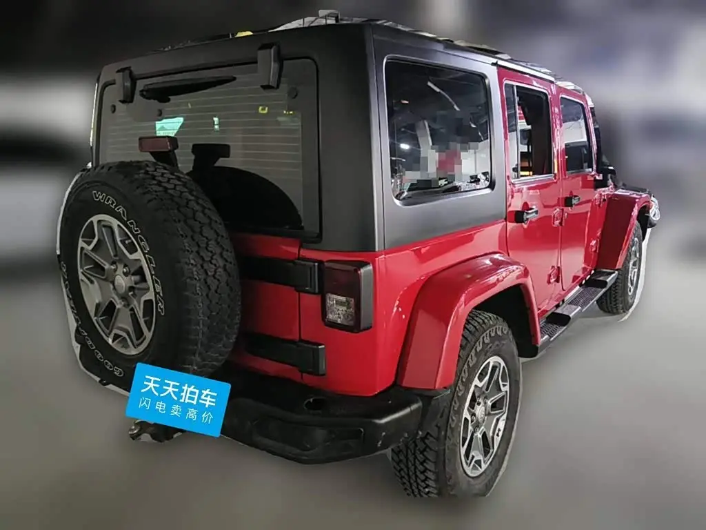 Jeep Wrangler 2016 — Фото 2/12