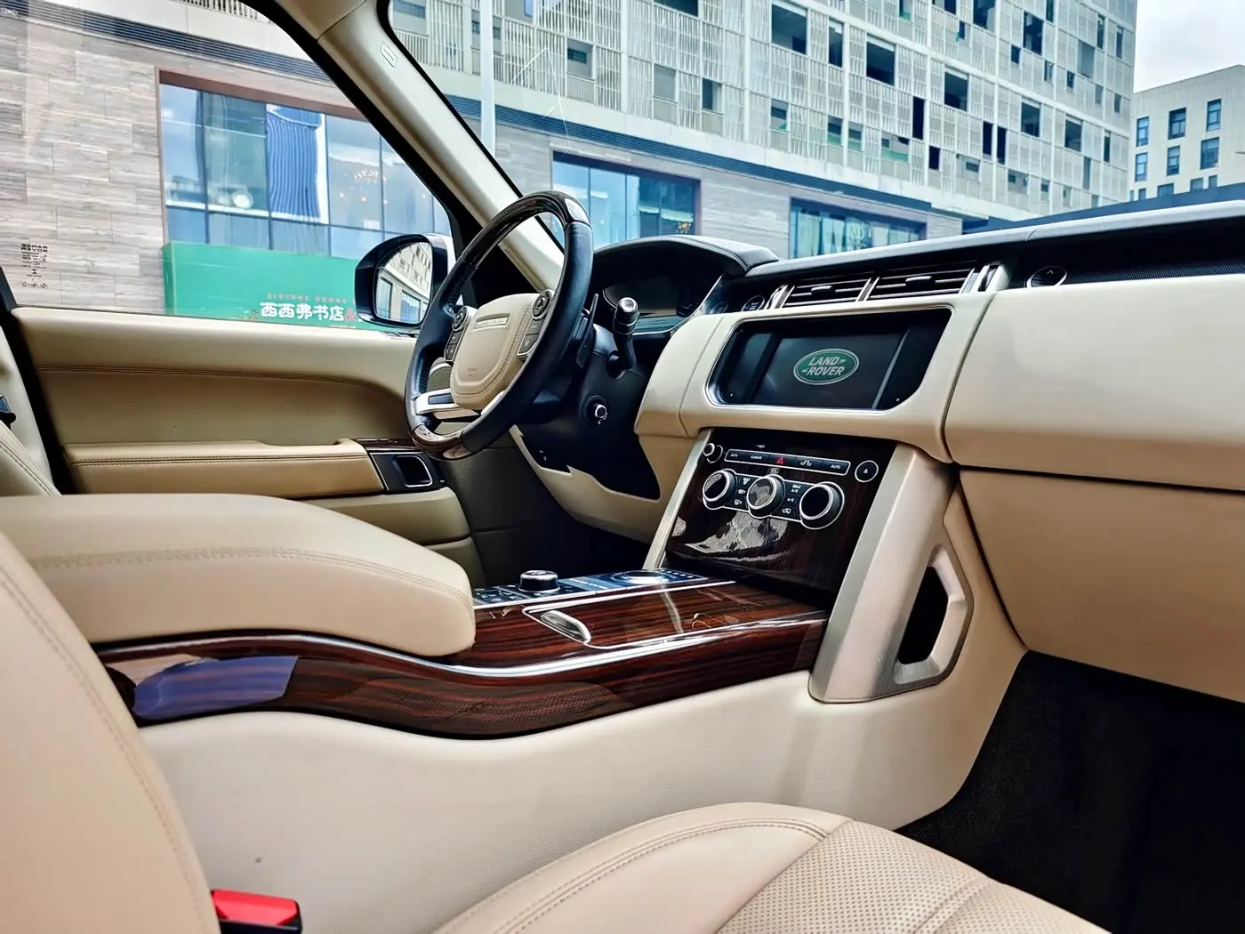 Land Rover Range Rover 2014 — Фото 14/20
