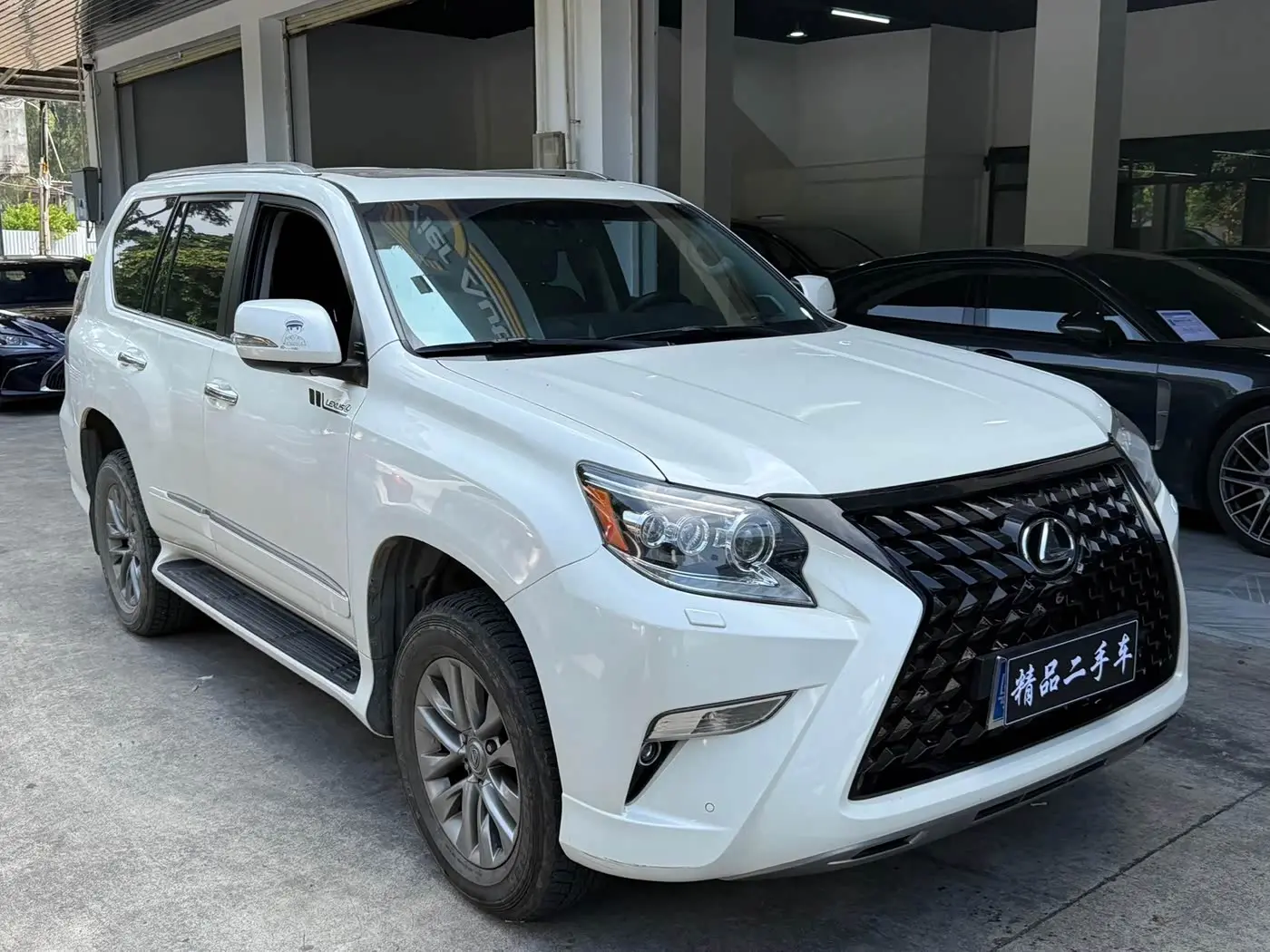 Lexus GX 2015 — Photo 3/17