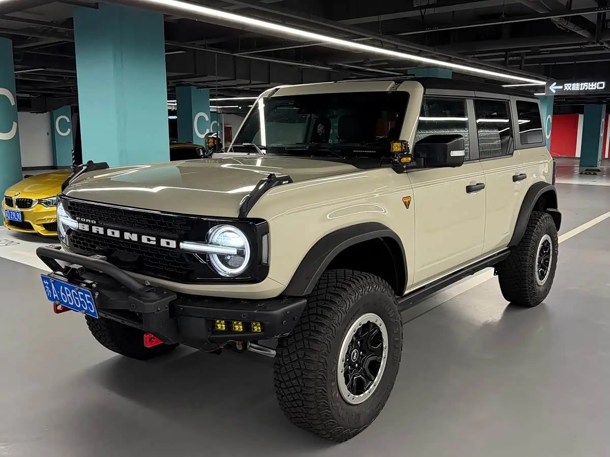 Ford Bronco 2026 — ფოტო 1/9
