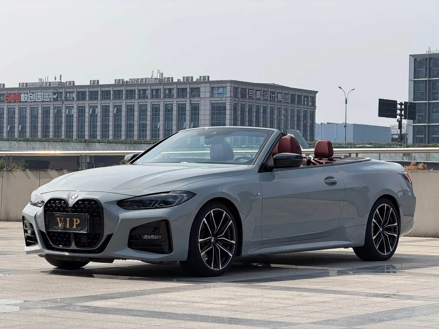 BMW 4 Series 2024 — Photo 1/12