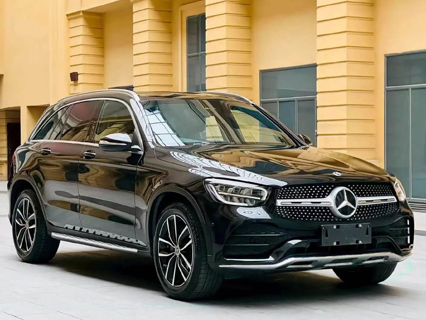 Mercedes-Benz GLC 2020 — Photo 3/9