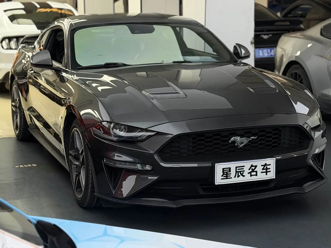 Ford Mustang 2019 — Photo 3/9