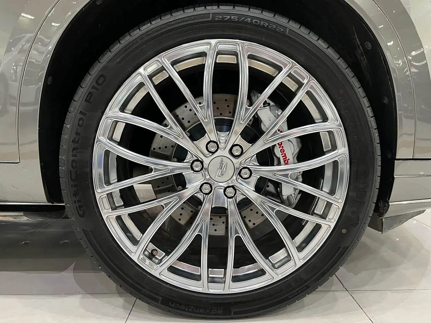 Cadillac XT6 2021 — Photo 14/15