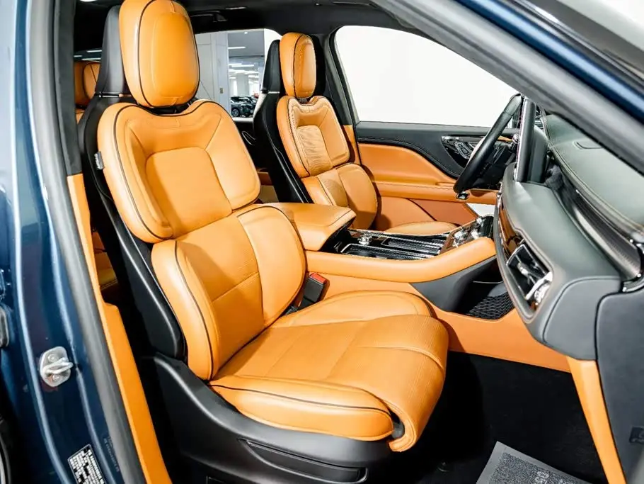 Lincoln Aviator 2023 — Photo 20/20