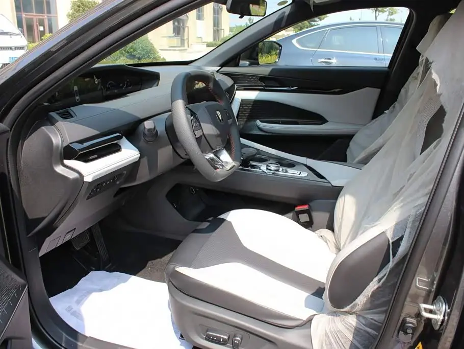 Changan UNI-V iDD 2025 — Şəkil 10/19