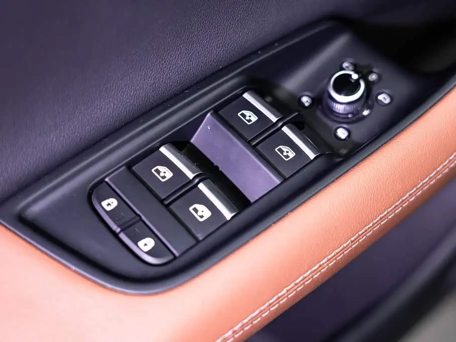 Audi Q7 2024 — Photo 15/20