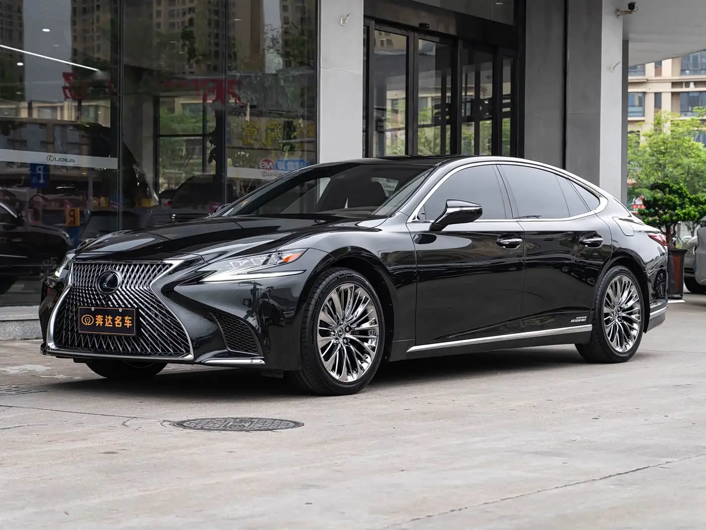 Lexus LS, 2020