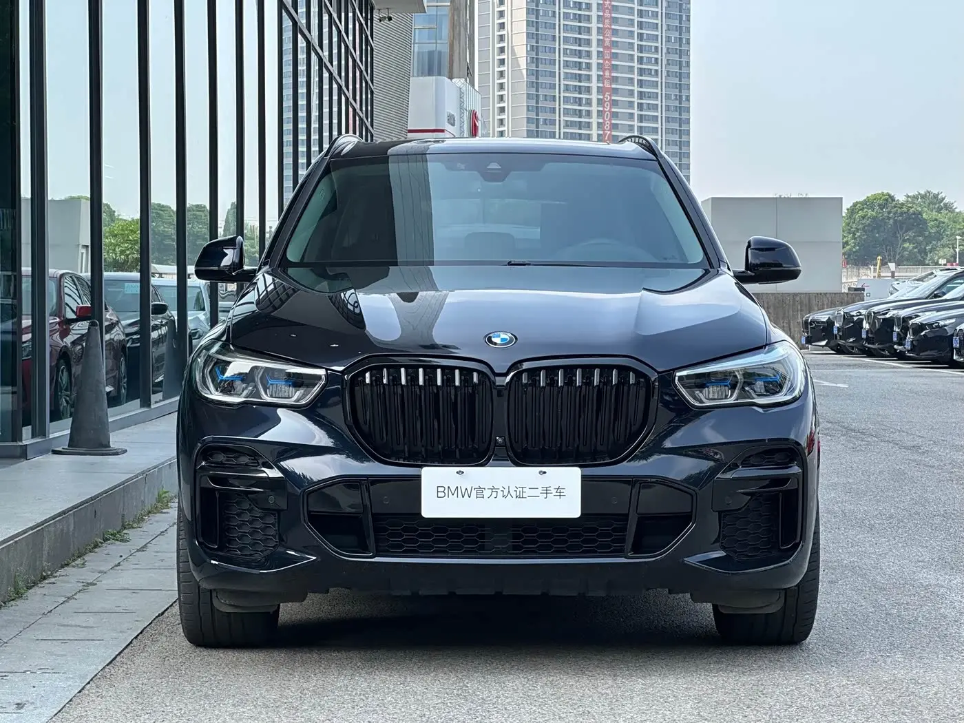 BMW X5 2023 — Фото 2/16