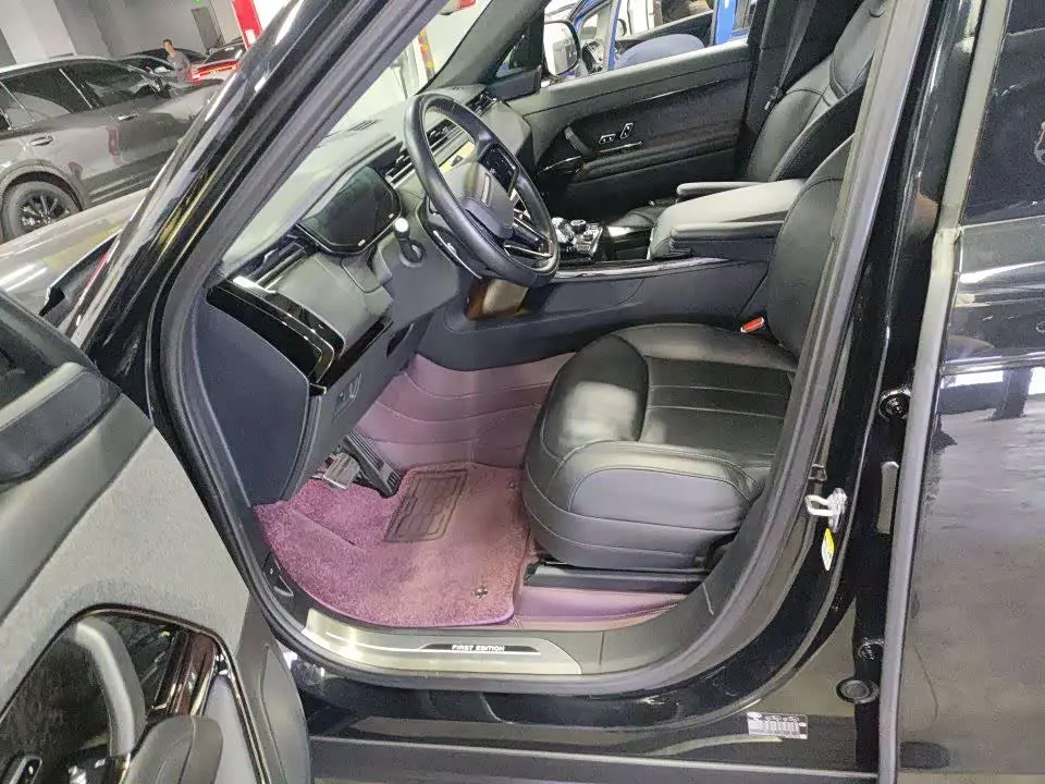 Land Rover Range Rover Sport 2023 — Photo 5/10