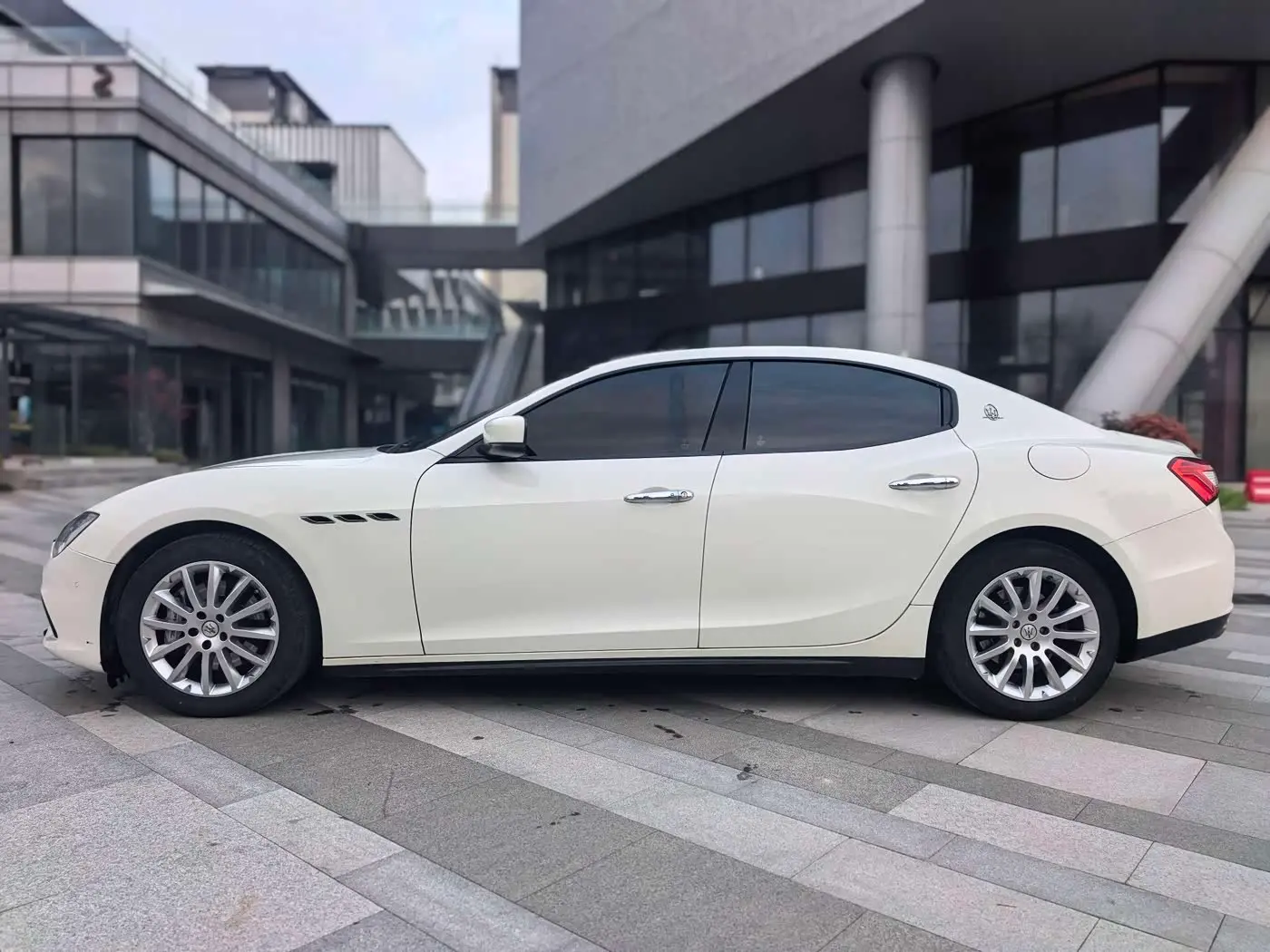 Maserati Ghibli 2014 — Photo 7/20