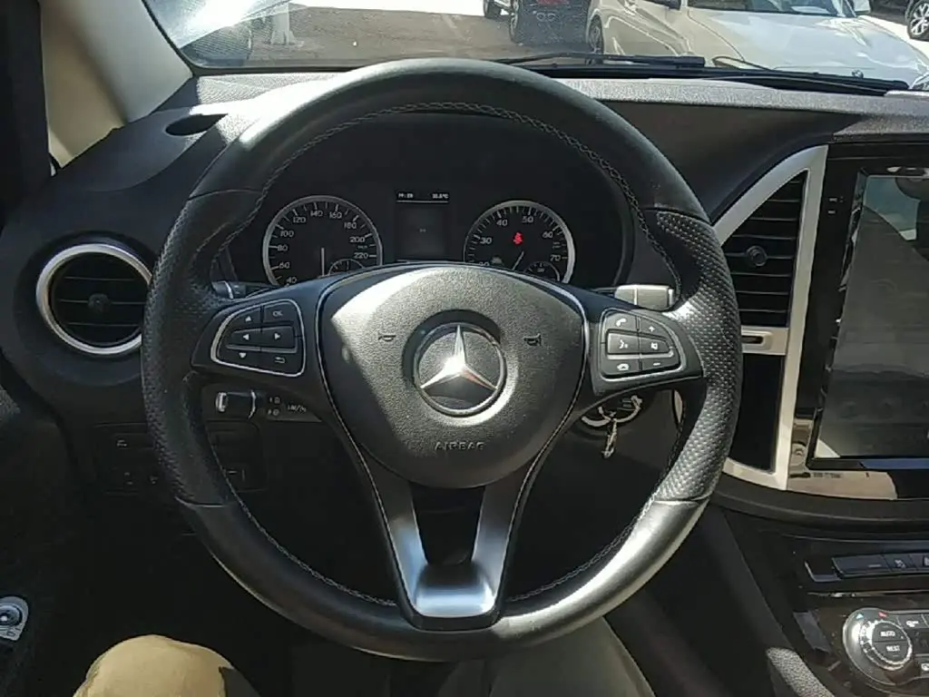 Mercedes-Benz Vito 2019 — Фото 11/20