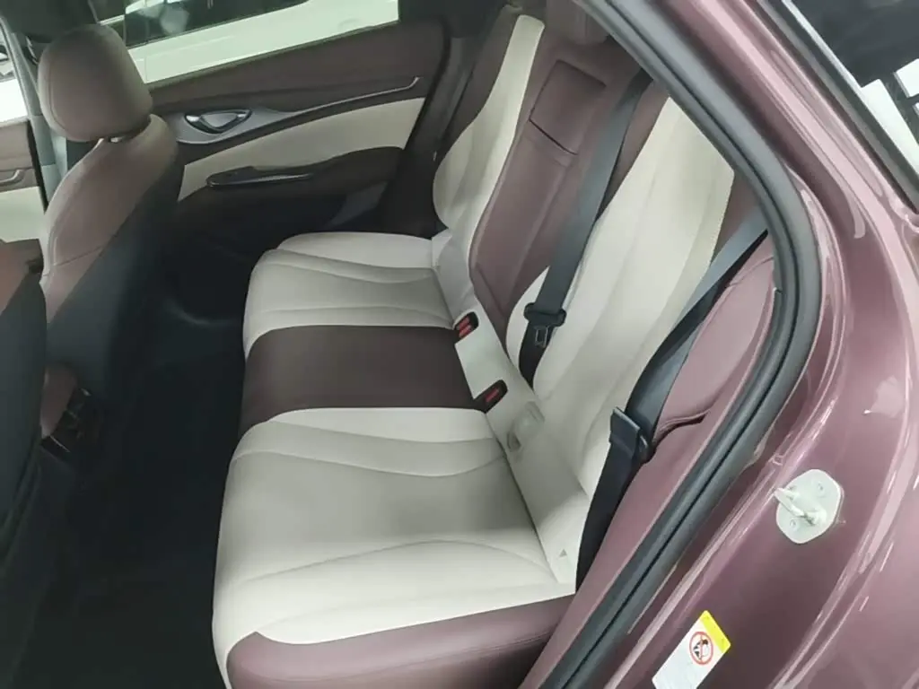 BYD Seal 2023 — Photo 17/20